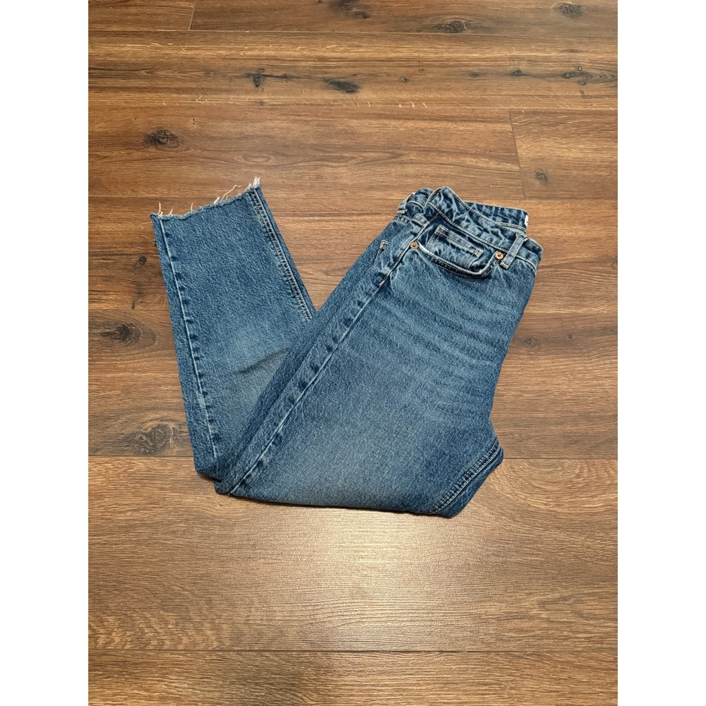 Zara High Waisted Straight Leg Raw Hem Jeans Medium Wash Blue Size 6